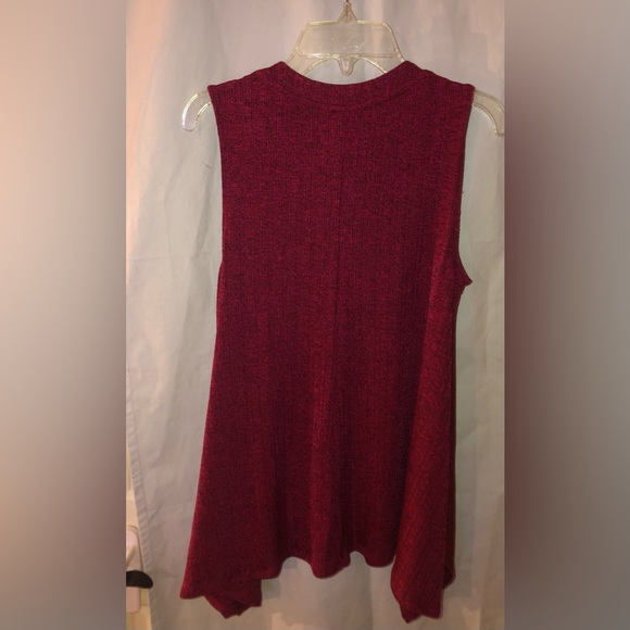 Jennifer Lopez crewneck tank with cut out choker Cascade Hem size Medium NWT - Picture 5 of 15